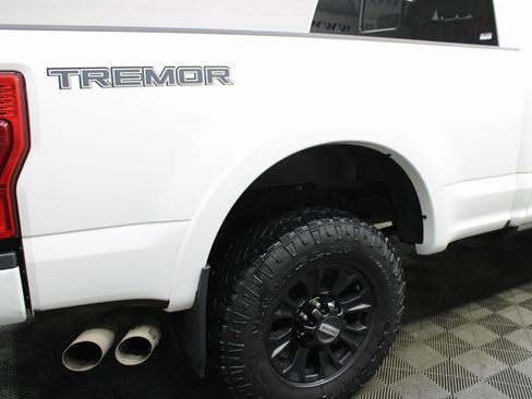 Used 2021 Ford F250 Lariat w/ Tremor Off-Road Package image 34