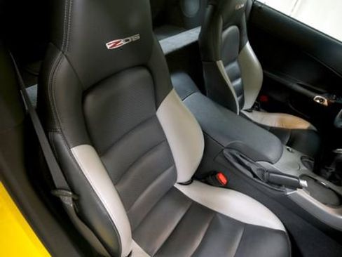 Used 2007 Chevrolet Corvette Z06 w/ Preferred Equipment Group image 9