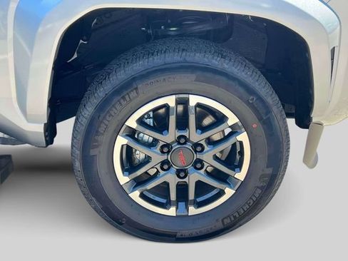 Certified 2026 Toyota Tacoma TRD Sport AWD/4WD image 15