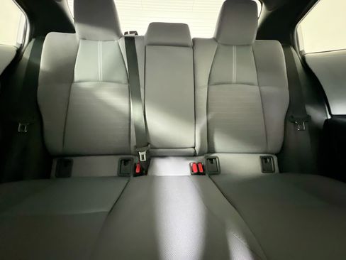 Used 2022 Toyota Corolla SE FWD image 32