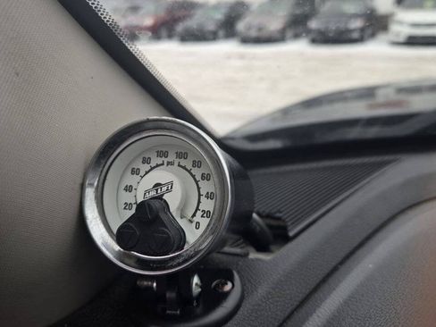 Used 2015 RAM 1500 ST w/ SXT Appearance Group AWD/4WD image 9