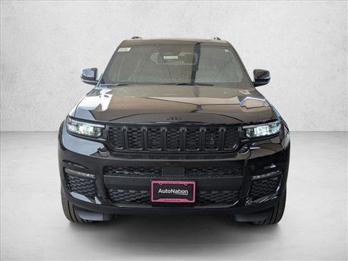 New 2025 Jeep Grand Cherokee L Limited image 5