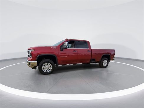 Used 2024 Chevrolet Silverado 3500 LTZ w/ LTZ Premium Package image 4