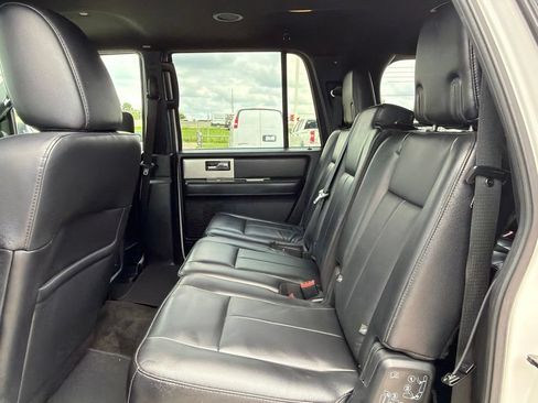 Used 2017 Ford Expedition EL XLT AWD/4WD image 16
