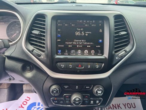 Used 2014 Jeep Cherokee Limited w/ Technology Group image 22