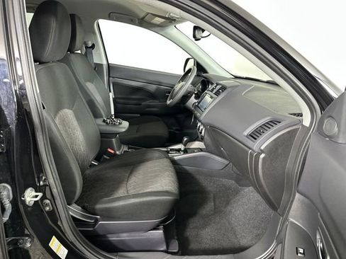 Used 2024 Mitsubishi Outlander Sport SE image 28