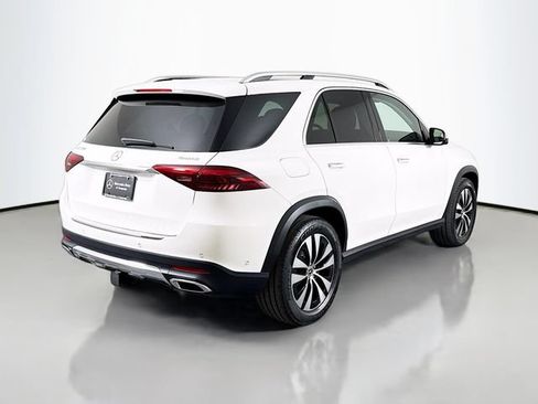Used 2024 Mercedes-Benz GLE 350 4MATIC w/ Winter Package image 7