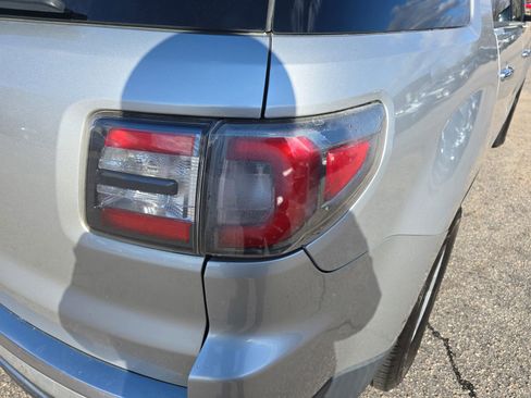 Used 2014 GMC Acadia SLE image 37