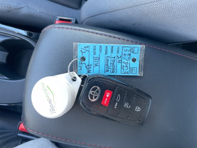 Used 2024 Toyota Corolla SE FWD image 18