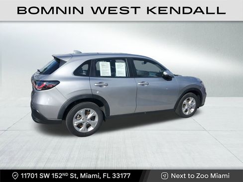 Used 2024 Honda HR-V LX image 8