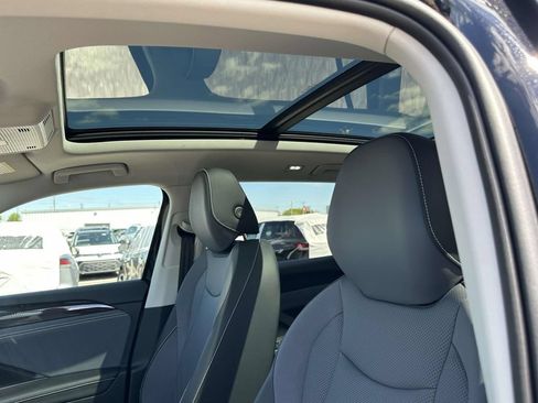 New 2026 Volkswagen Tiguan SE AWD/4WD image 15