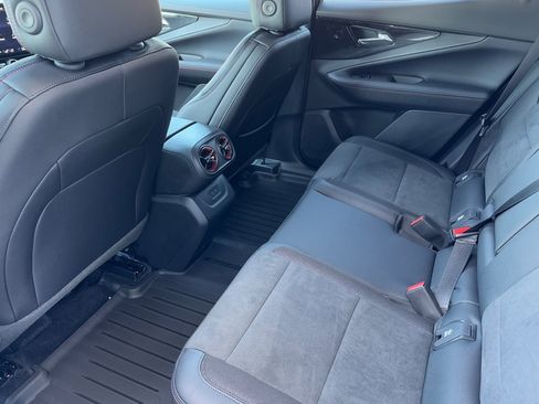 New 2025 Chevrolet Blazer EV RS image 12