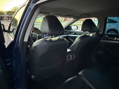 Used 2017 Nissan Maxima 3.5 S FWD image 32
