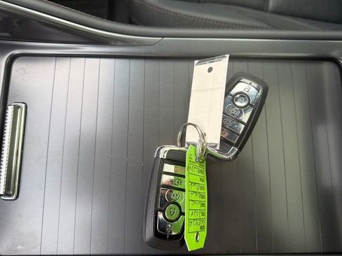 Used 2024 Lincoln Nautilus Reserve w/ Equipment Group 202A image 34