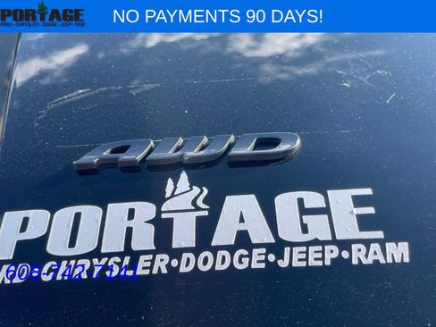 Used 2022 Chrysler 300 Touring w/ Sport Appearance Package AWD/4WD image 24