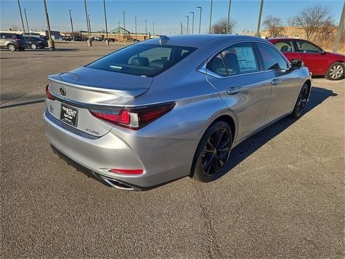 New 2025 Lexus ES 350 F Sport image 3