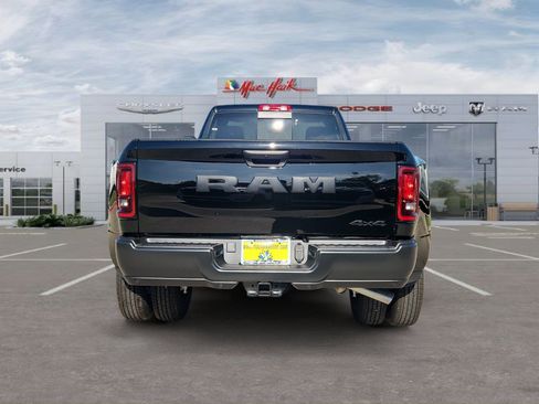 New 2026 RAM 3500 Tradesman AWD/4WD image 4