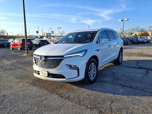 Used 2024 Buick Enclave Premium image 37