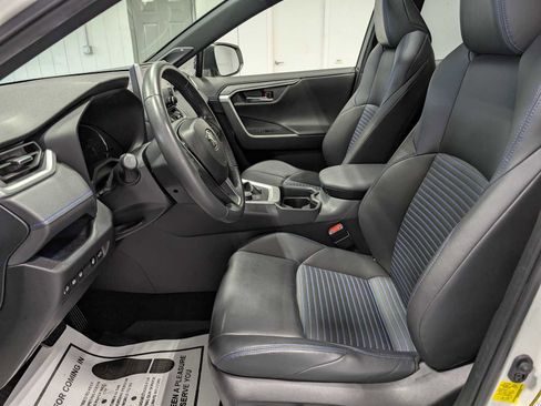 Used 2021 Toyota RAV4 XSE image 4