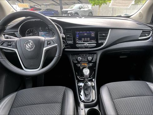 Used 2022 Buick Encore Preferred w/ Safety Package image 15