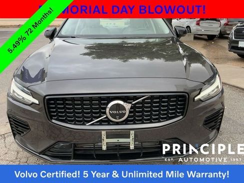 Certified 2024 Volvo S60 T8 Plus AWD/4WD image 3