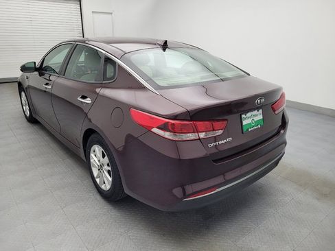 Used 2018 Kia Optima LX image 5