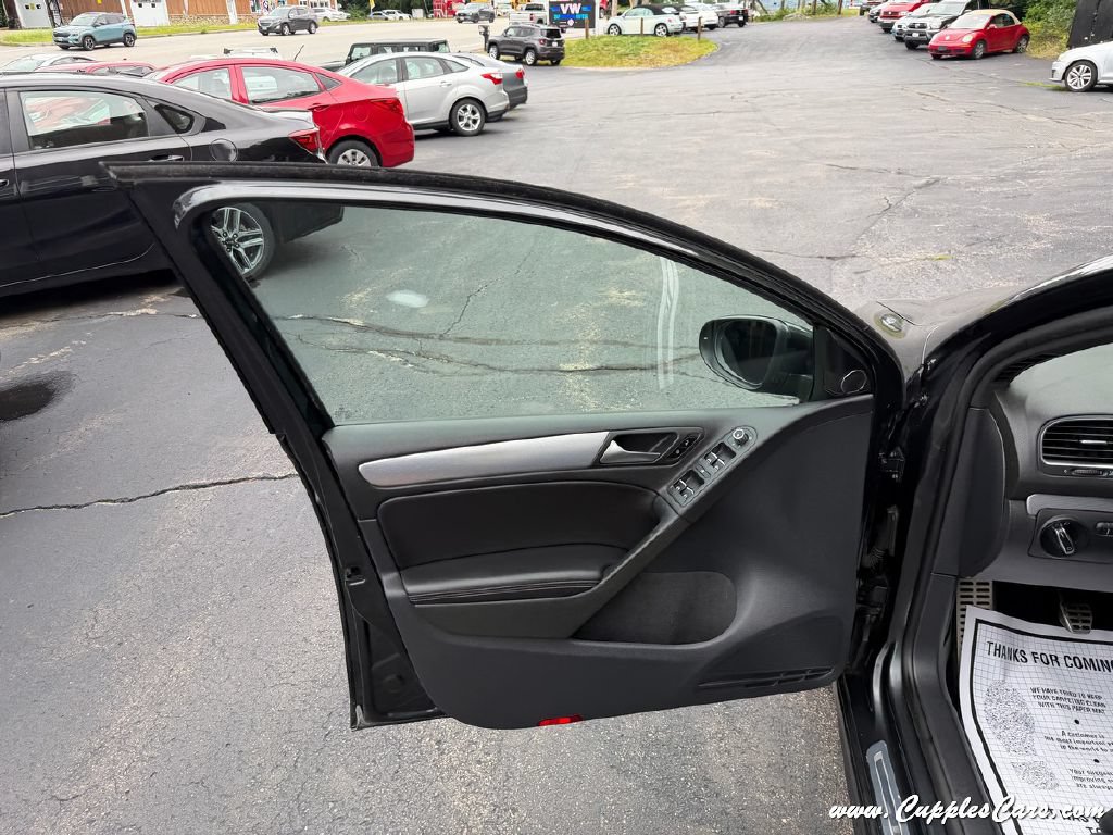 Used 2013 Volkswagen Golf R 4-Door AWD/4WD image 5
