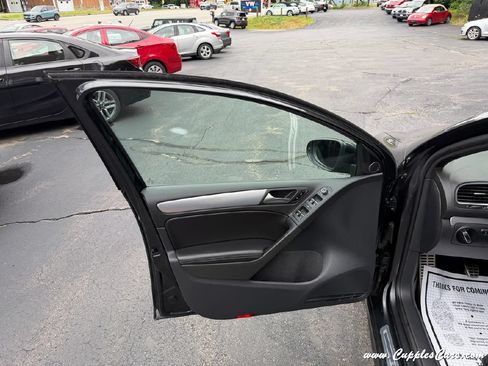 Used 2013 Volkswagen Golf R 4-Door AWD/4WD image 5