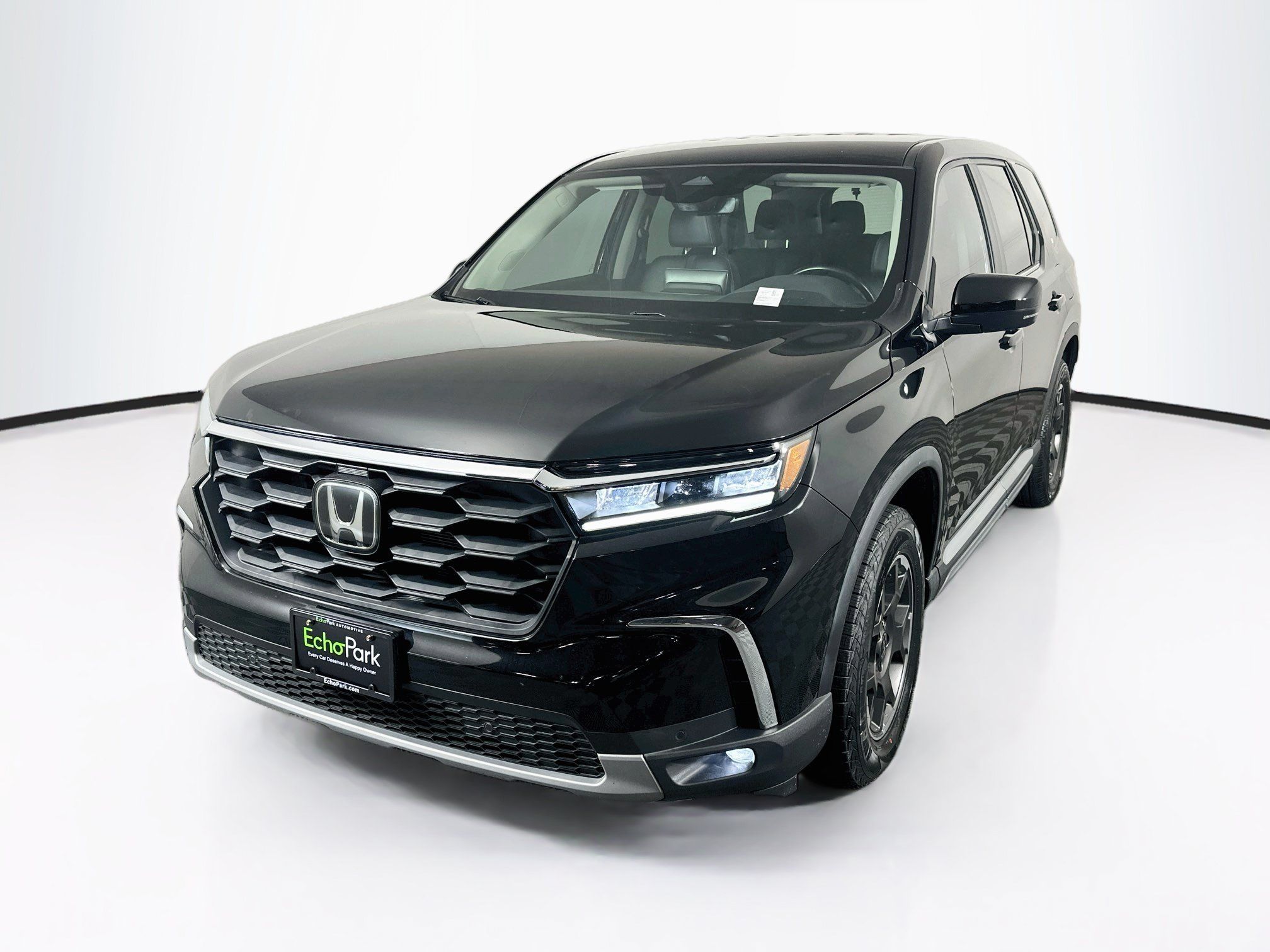 Used 2024 Honda Pilot EX-L image 3