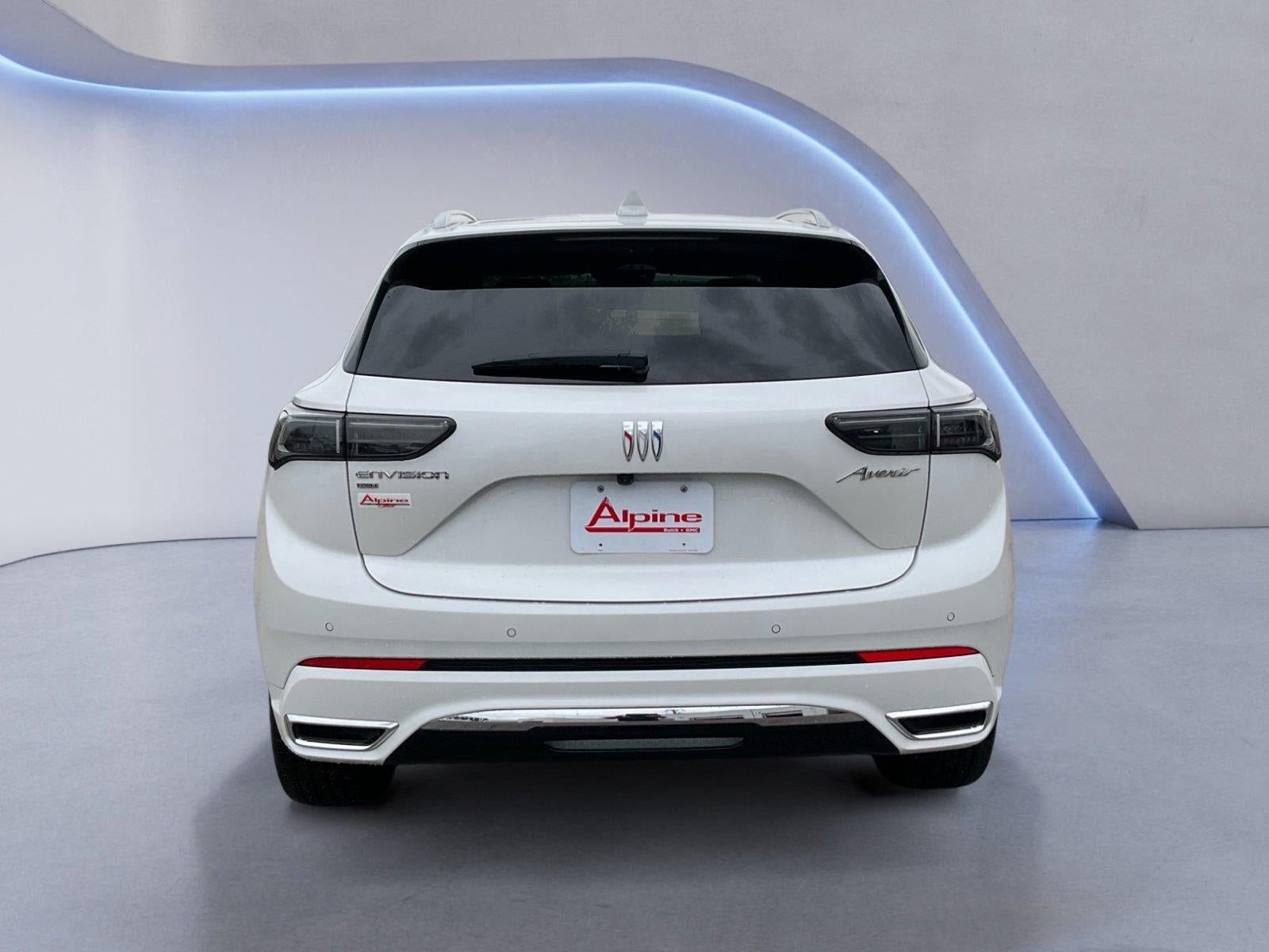Used 2025 Buick Envision Avenir AWD/4WD image 4