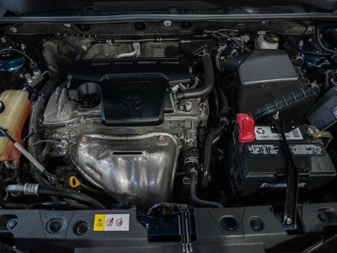 Used 2017 Toyota RAV4 LE image 13