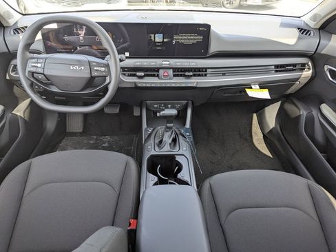 New 2026 Kia K4 LXS image 12