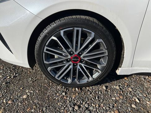 Used 2023 Kia Forte GT w/ GT2 Package image 12