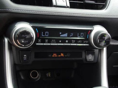 Certified 2023 Toyota RAV4 XLE w/ Convenience Package FWD image 31