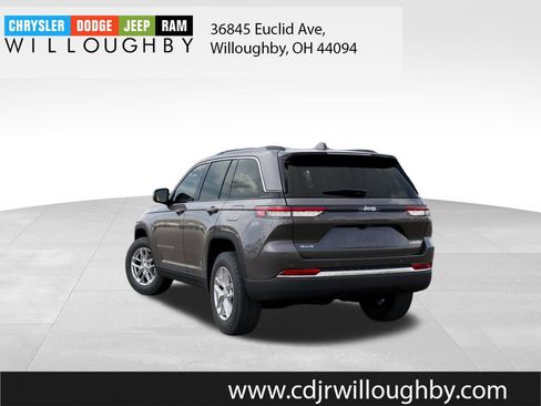 New 2026 Jeep Grand Cherokee Laredo X AWD/4WD image 3
