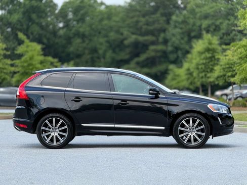 Used 2017 Volvo XC60 T6 Inscription w/ Climate Package AWD/4WD image 12