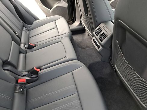 New 2025 Audi Q5 Premium Plus image 11