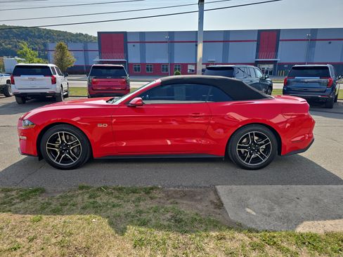 Used 2022 Ford Mustang GT Premium w/ Ford Safe & Smart Package image 7