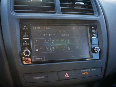 Used 2025 Mitsubishi Outlander Sport ES image 21