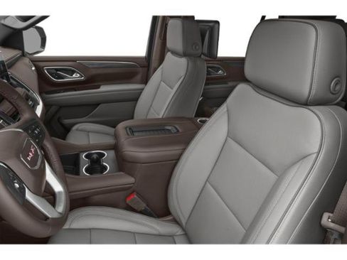 Used 2021 GMC Yukon SLT image 13