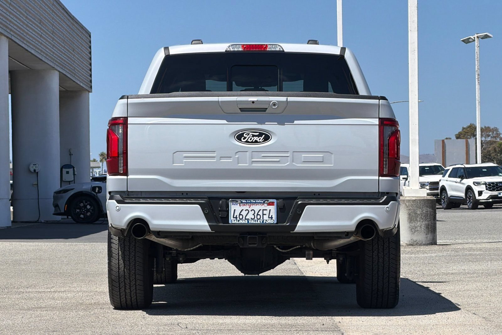 Used 2025 Ford F150 Lariat w/ Equipment Group 501A Mid AWD/4WD image 5
