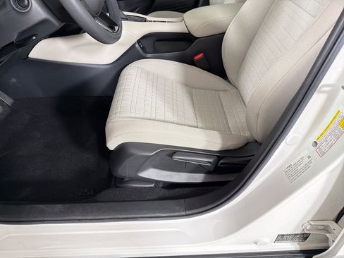 Certified 2024 Honda HR-V LX image 14