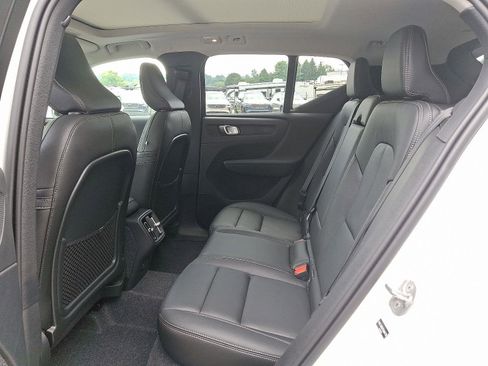 Used 2026 Volvo XC40 B5 Plus w/ Protection Package Premier AWD/4WD image 6
