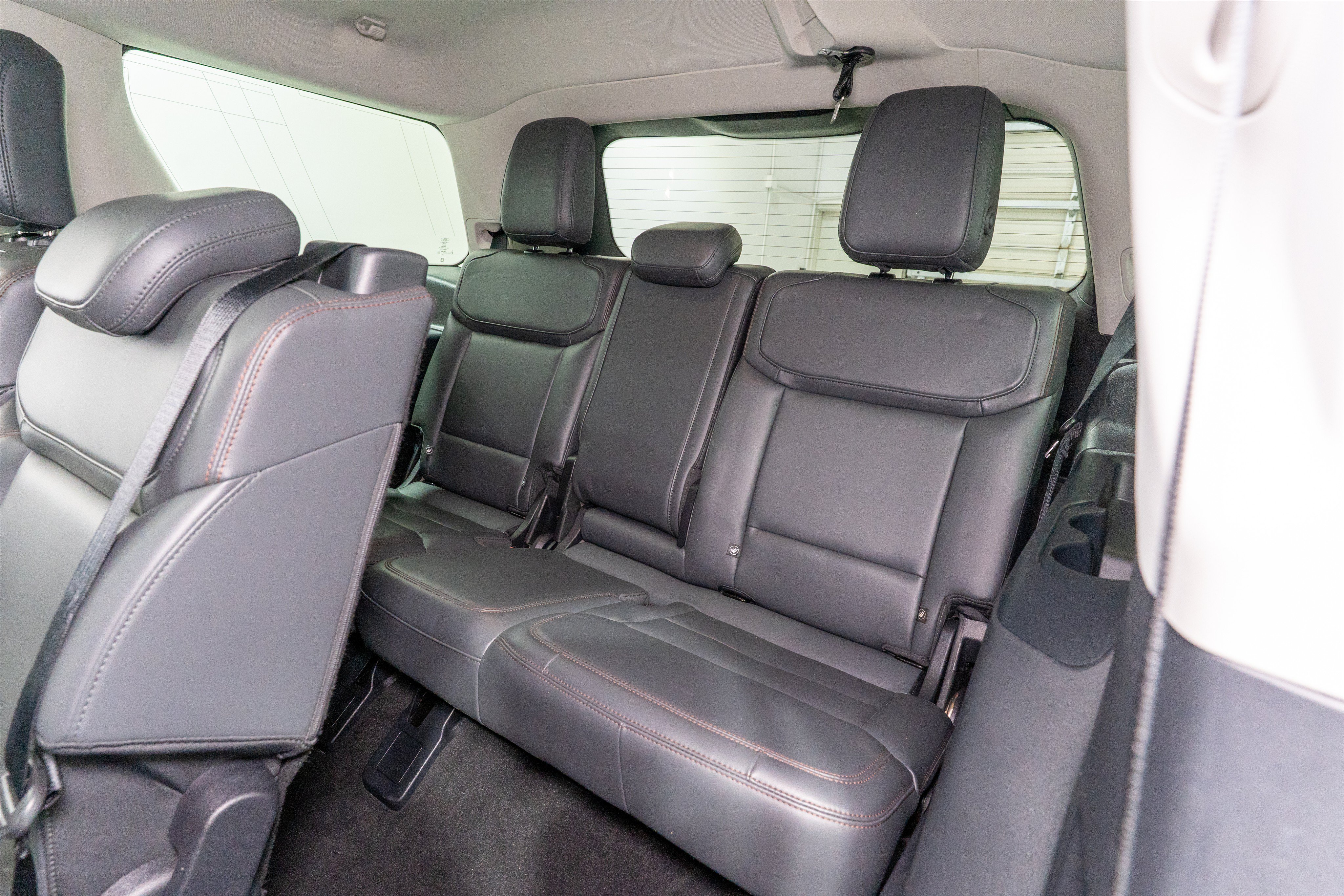 Used 2025 Ford Expedition Active AWD/4WD image 32