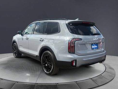 Used 2023 Kia Telluride SX X-Line AWD/4WD image 3