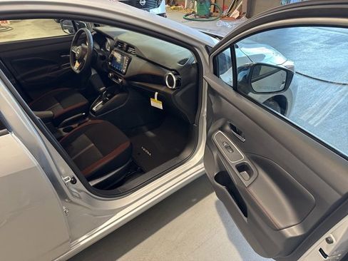 New 2025 Nissan Versa SR w/ Trunk Package image 11