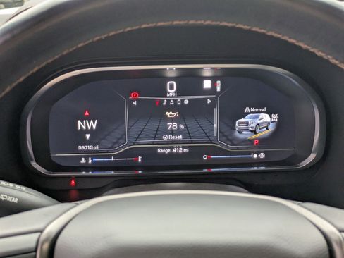 Used 2022 GMC Yukon AT4 image 16