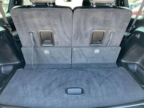 Used 2023 Jeep Grand Cherokee L Altitude image 6