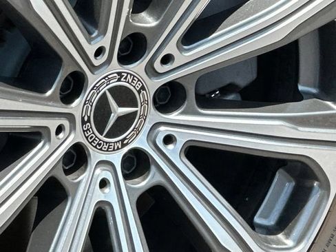 Certified 2026 Mercedes-Benz GLC 300 4MATIC image 11