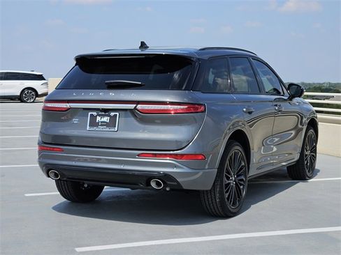 New 2025 Lincoln Corsair Reserve w/ Equipment Group 202A image 7